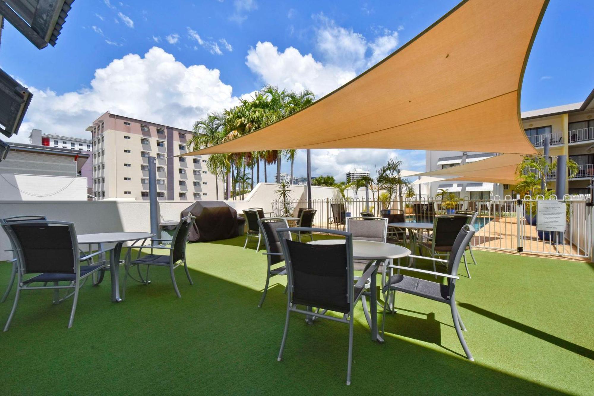 Metro Advance Apartments&Hotel Darwin Esterno foto
