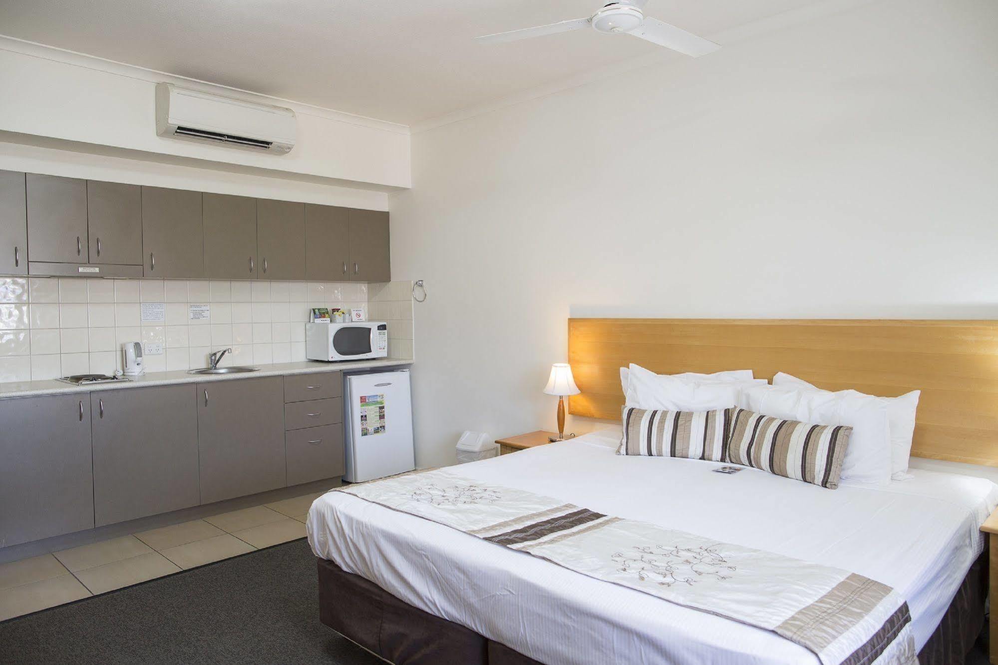 Metro Advance Apartments&Hotel Darwin Esterno foto